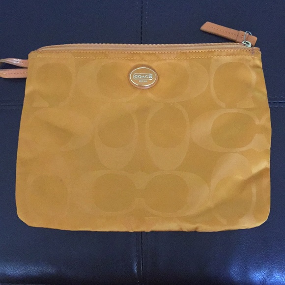 Orange fabric Coach bag - Picture 4 of 5